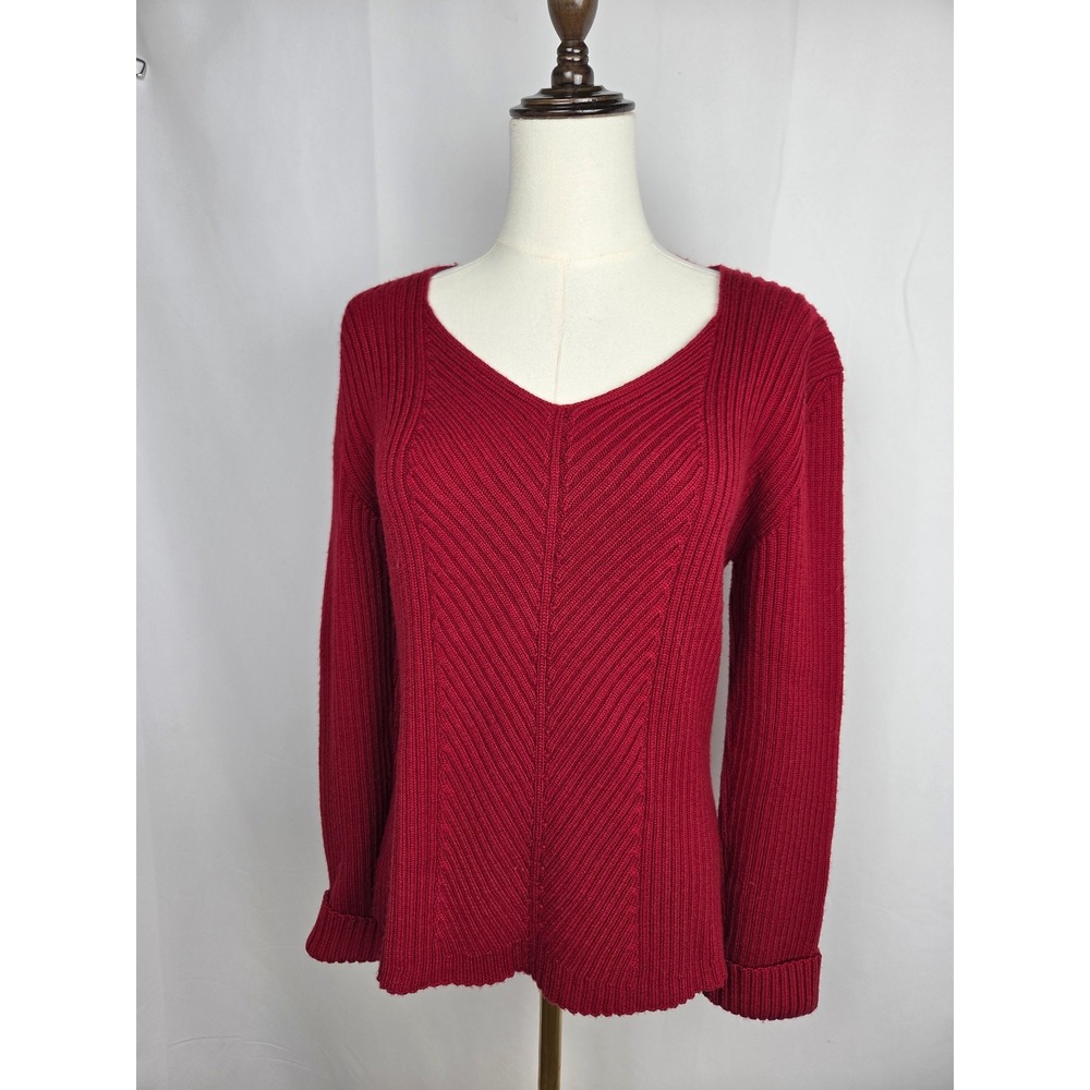 GEA Sweater Medium Luxury Italian Made All New Wool Intricate Knit Burgundy